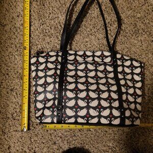 Relic Swan Purse